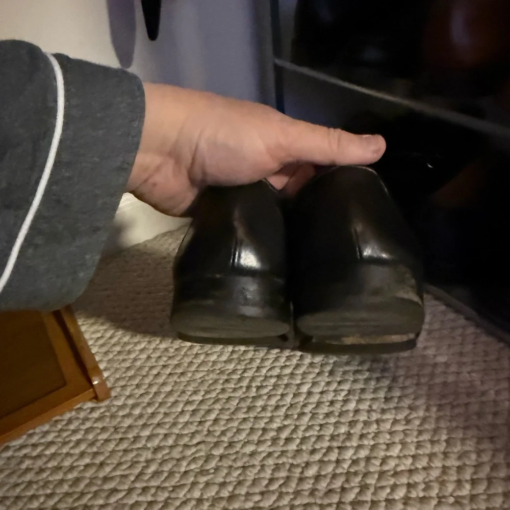 Salvatore Ferragamo Black Leather Loafers - Picture 5 of 6